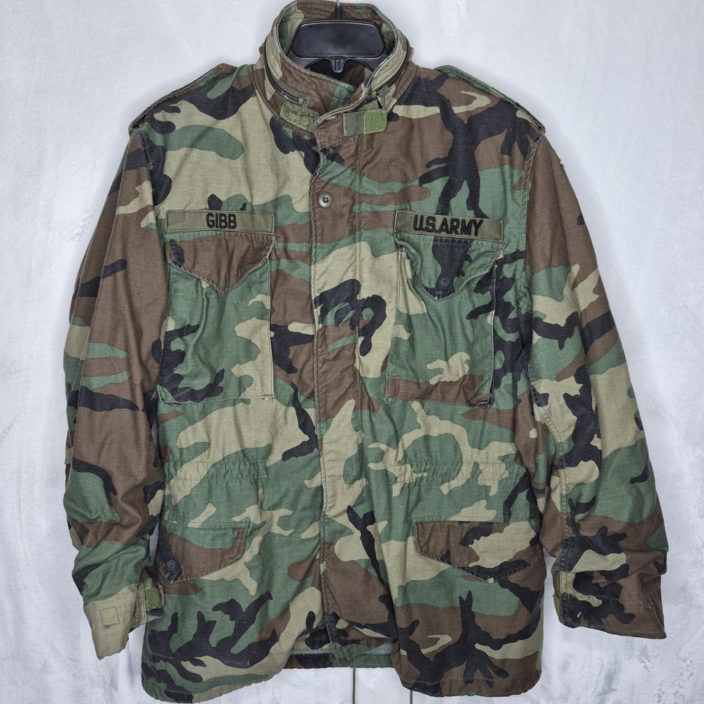 Vintage US Army M-65 Woodland Camo Field Jacket Size Medium Long‎